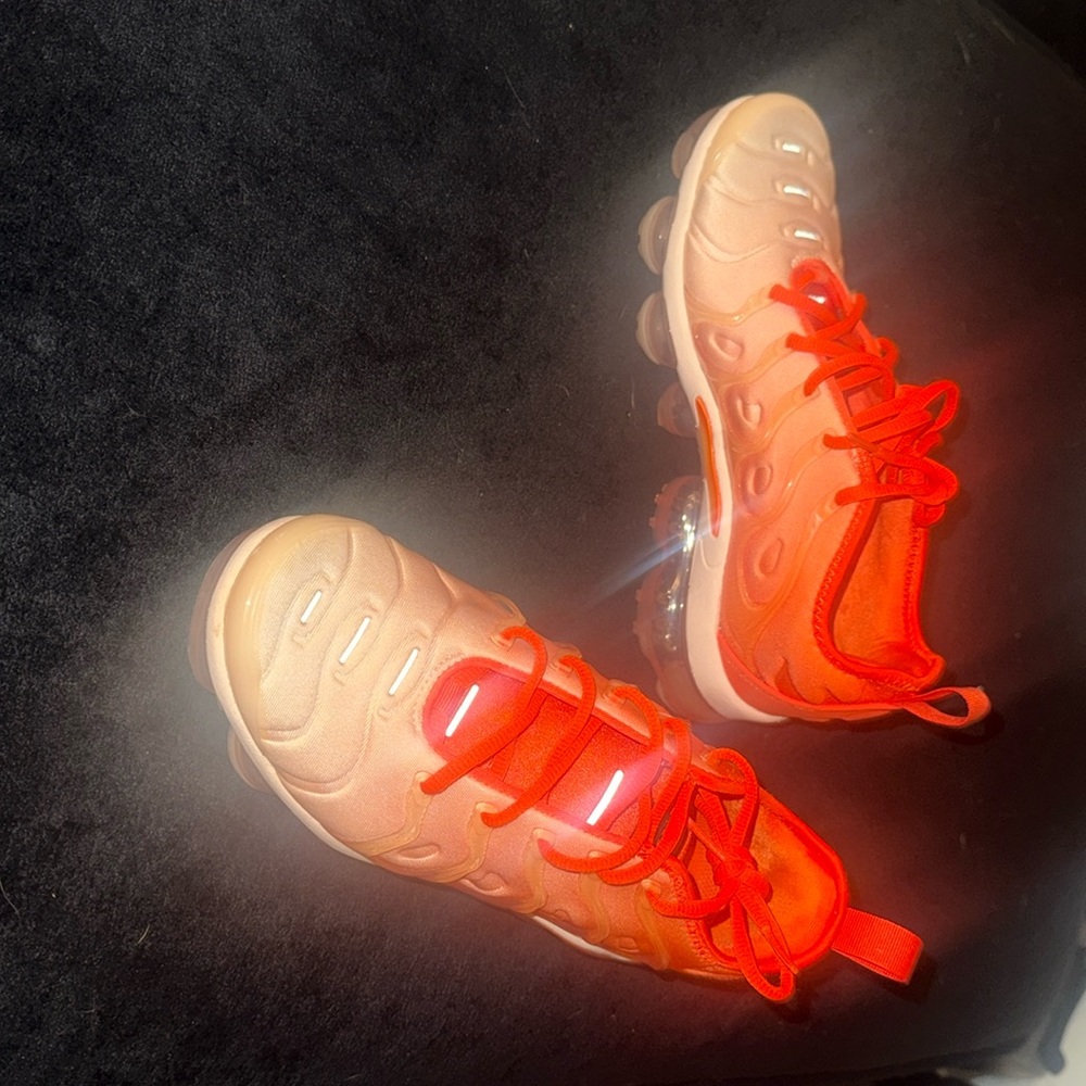 Orange Nike Air Vapormax Plus